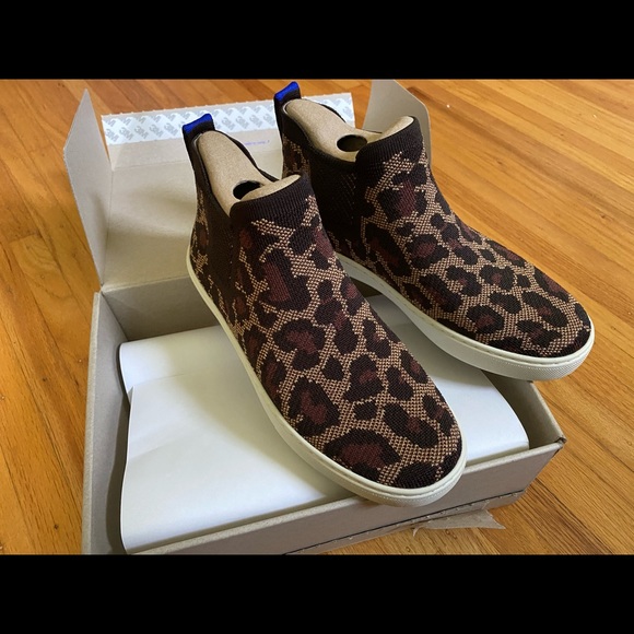 Rothy's Shoes - New in Box Rothy’s Wildcat Chelsea Boots Size 7